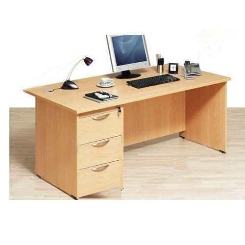 Bố trí bàn làm việc Xuân Hòa hợp phong thủy