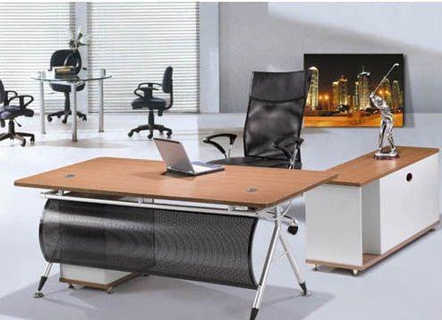 5 lý do khiến bàn làm việc chân sắt luôn cháy hàng