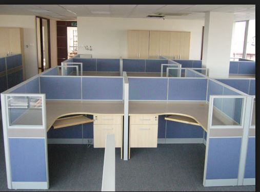 v&aacute;ch ngăn b&agrave;n l&agrave;m việc