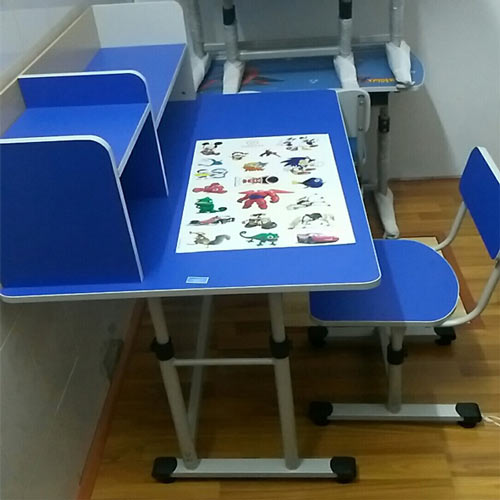 KHUYẾN MÃI HOT: MUA BÀN GHẾ HỌC SINH GIA ĐÌNH XUÂN HÒA TẶNG BÌNH NƯỚC SIÊU DỄ THƯƠNG