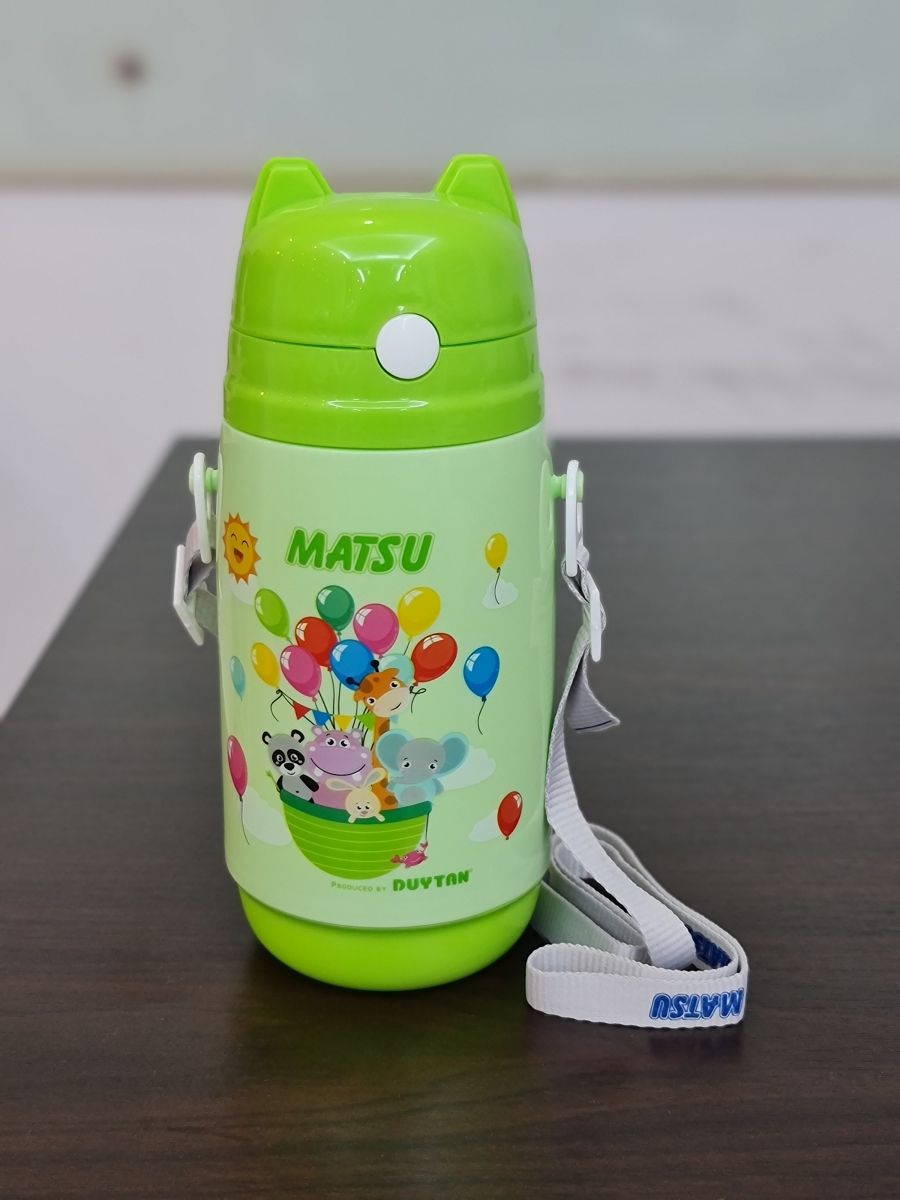 KHUYẾN MÃI HOT: MUA BÀN GHẾ HỌC SINH GIA ĐÌNH XUÂN HÒA TẶNG BÌNH NƯỚC SIÊU DỄ THƯƠNG