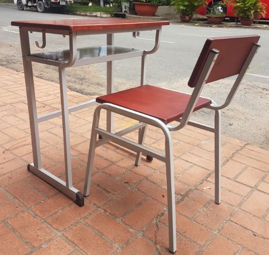 ban-ghe-hoc-sinh-1-cho-ngoi(1)