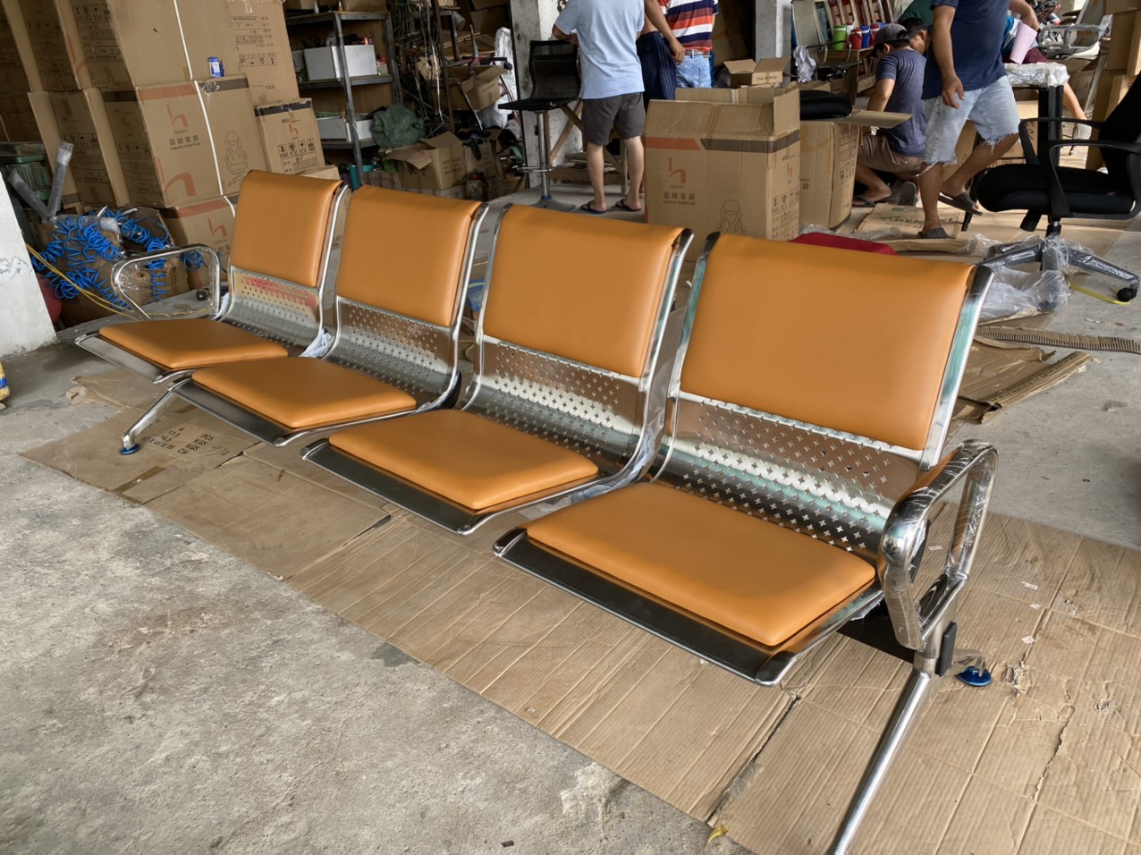 Băng chờ INOX bọc nệm 4 chỗ XHPCN02-4I