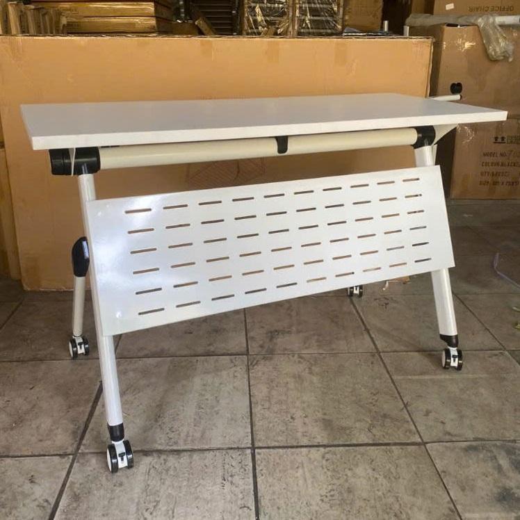 Bàn hội trường mặt gấp BHLD02