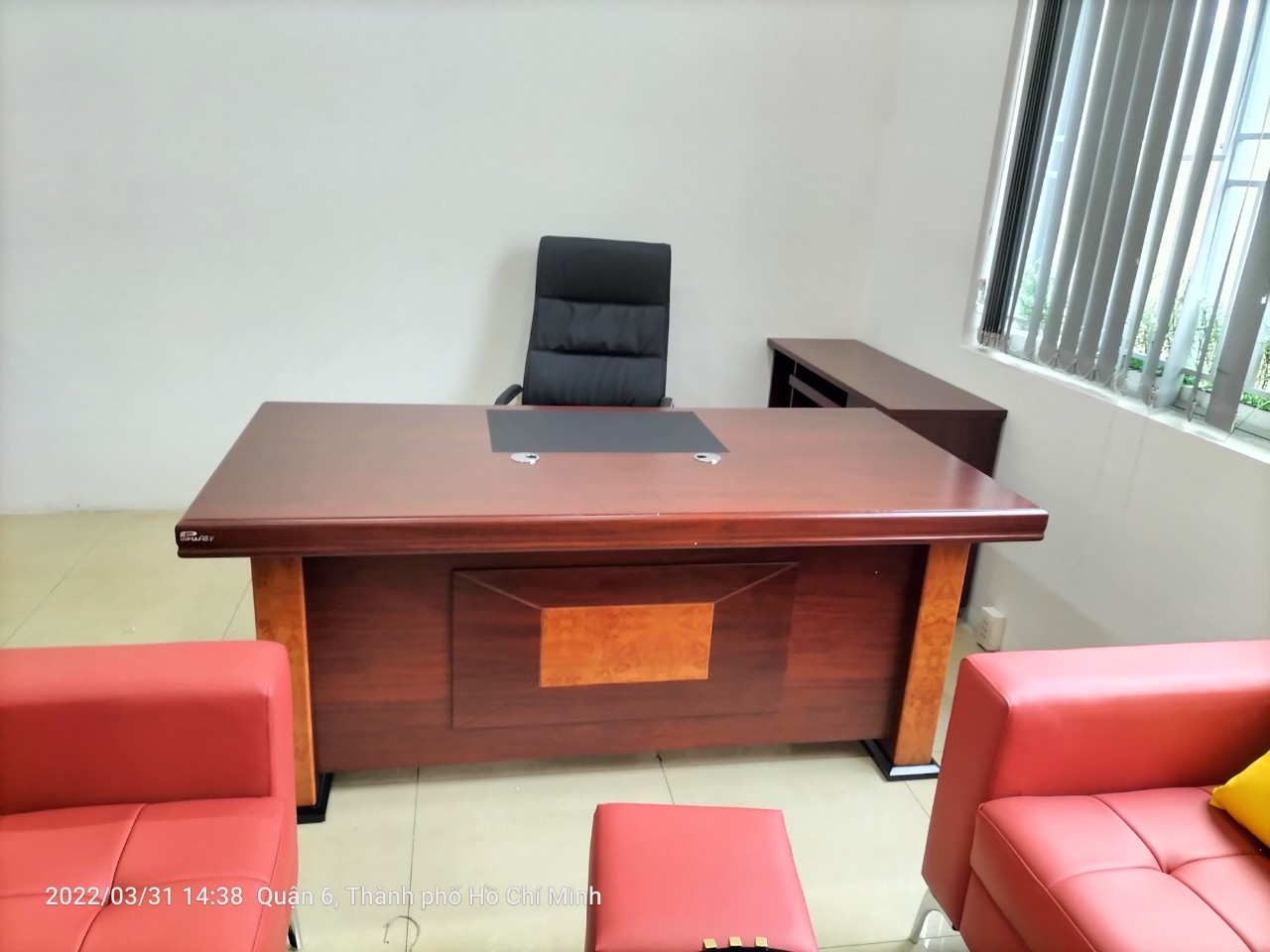 Bàn giám đốc sơn PU DT1680H37