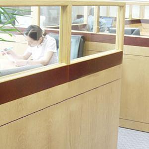 Vách Ngăn bàn làm việc Gỗ Verneer VNVP05