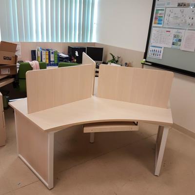 Vách ngăn gỗ bàn làm việc VNG-08