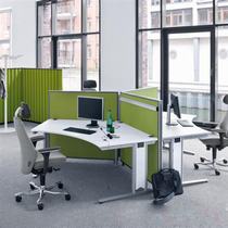 Vách ngăn khung nhôm bọc nỉ VNKNN