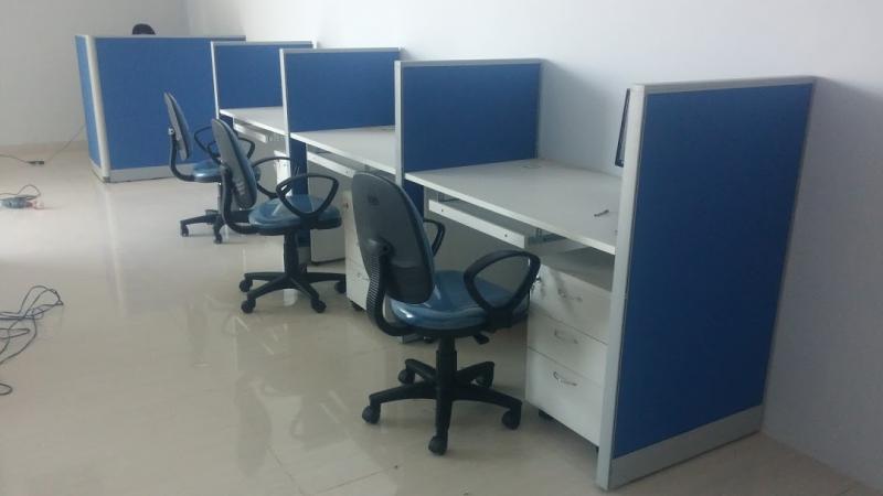 Vách ngăn bàn khung nhôm bọc nỉ VNNN-11